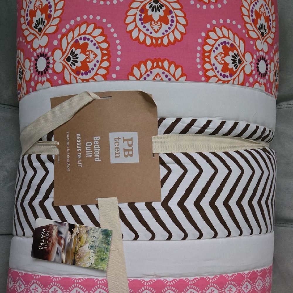 NEW Pottery Barn Pink and Brown Comforter QUILT